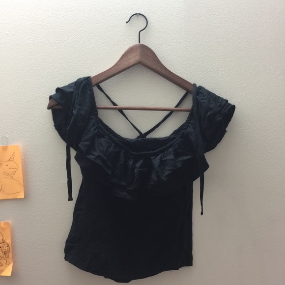 Hollister Off The Shoulder Halter Crop Top - Picture 3 of 4